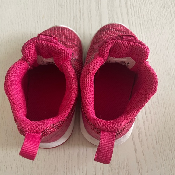 Child's Pink/Red Nike Air Max Motion LW (TDV) Sneaker Sz 4c - Picture 5 of 6